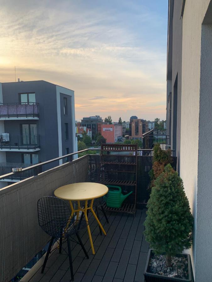 Two-Levels Penthouse With A Garden In The City Center Lägenhet Łódź Exteriör bild